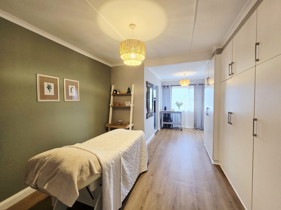 4 Bedroom Property for Sale in Bergsig Western Cape